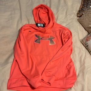 Under Armour hoodie size L